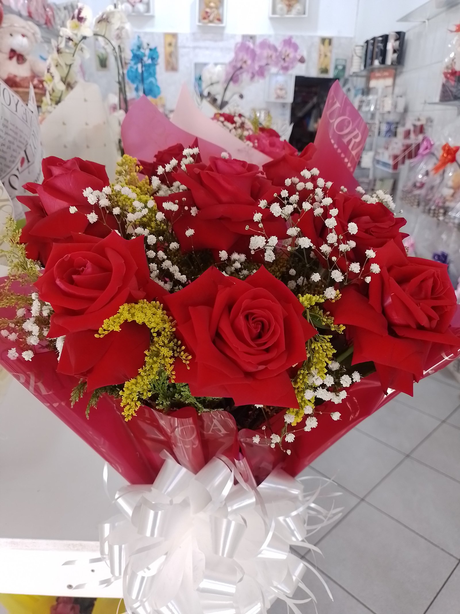 Buque  de 8 rosas